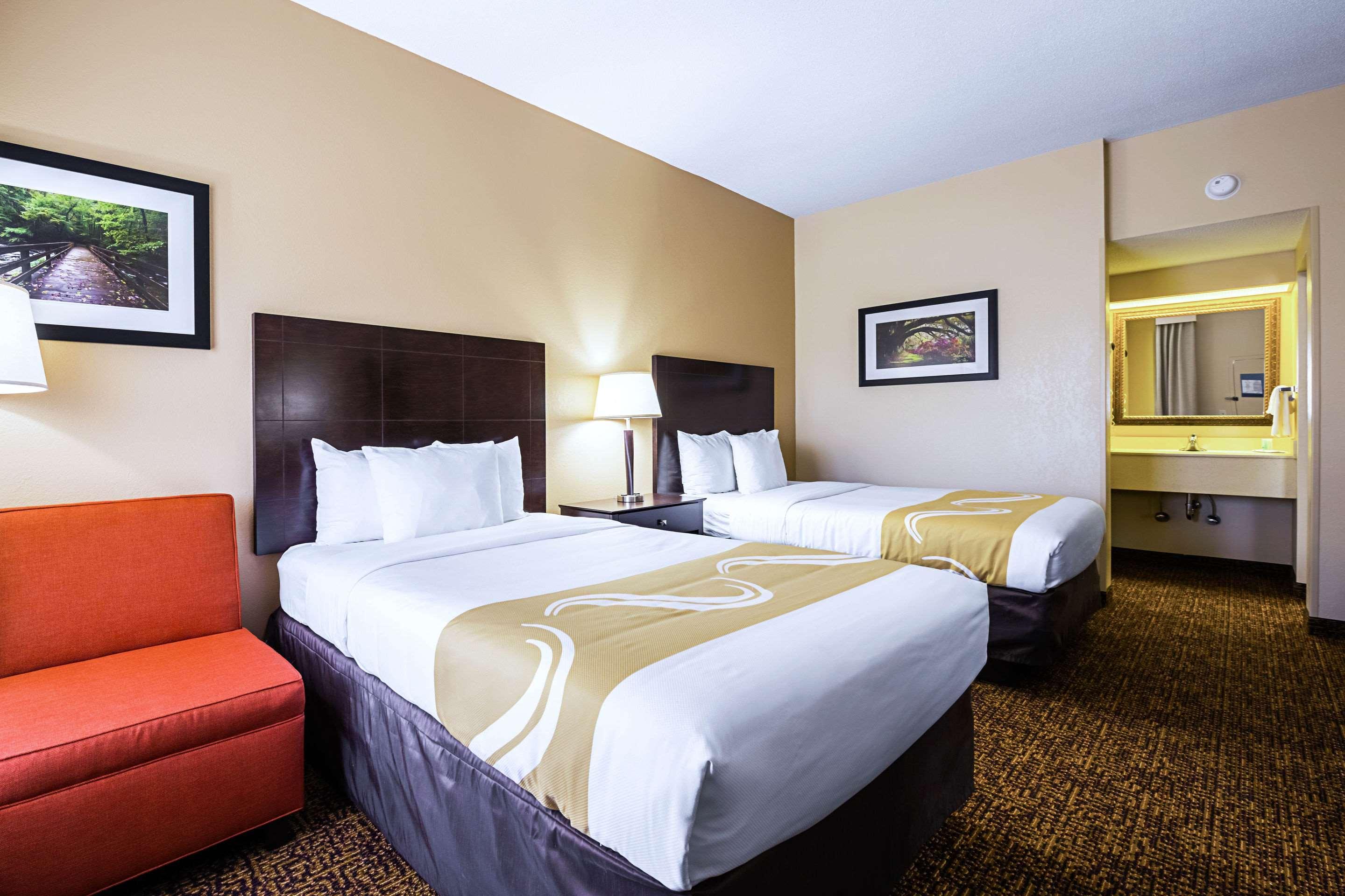 Quality Inn Дилън Екстериор снимка