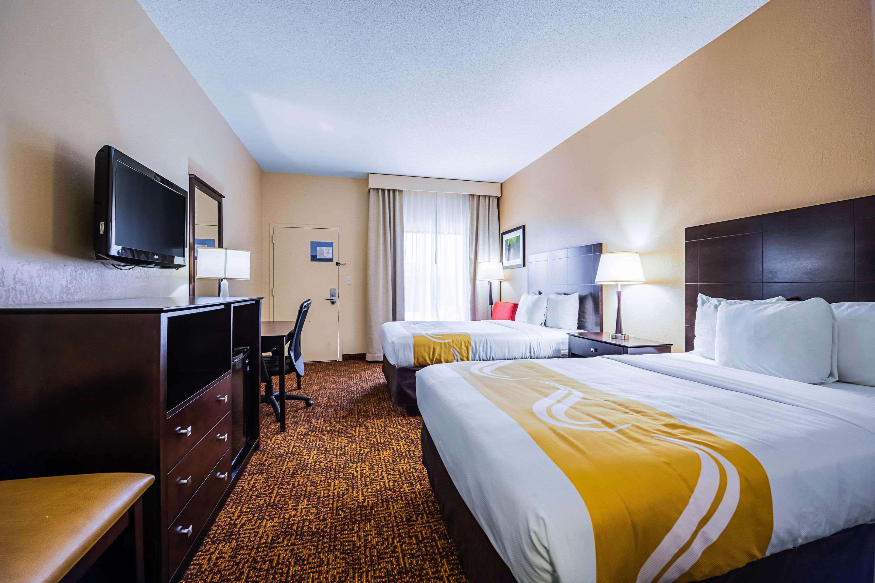 Quality Inn Дилън Екстериор снимка