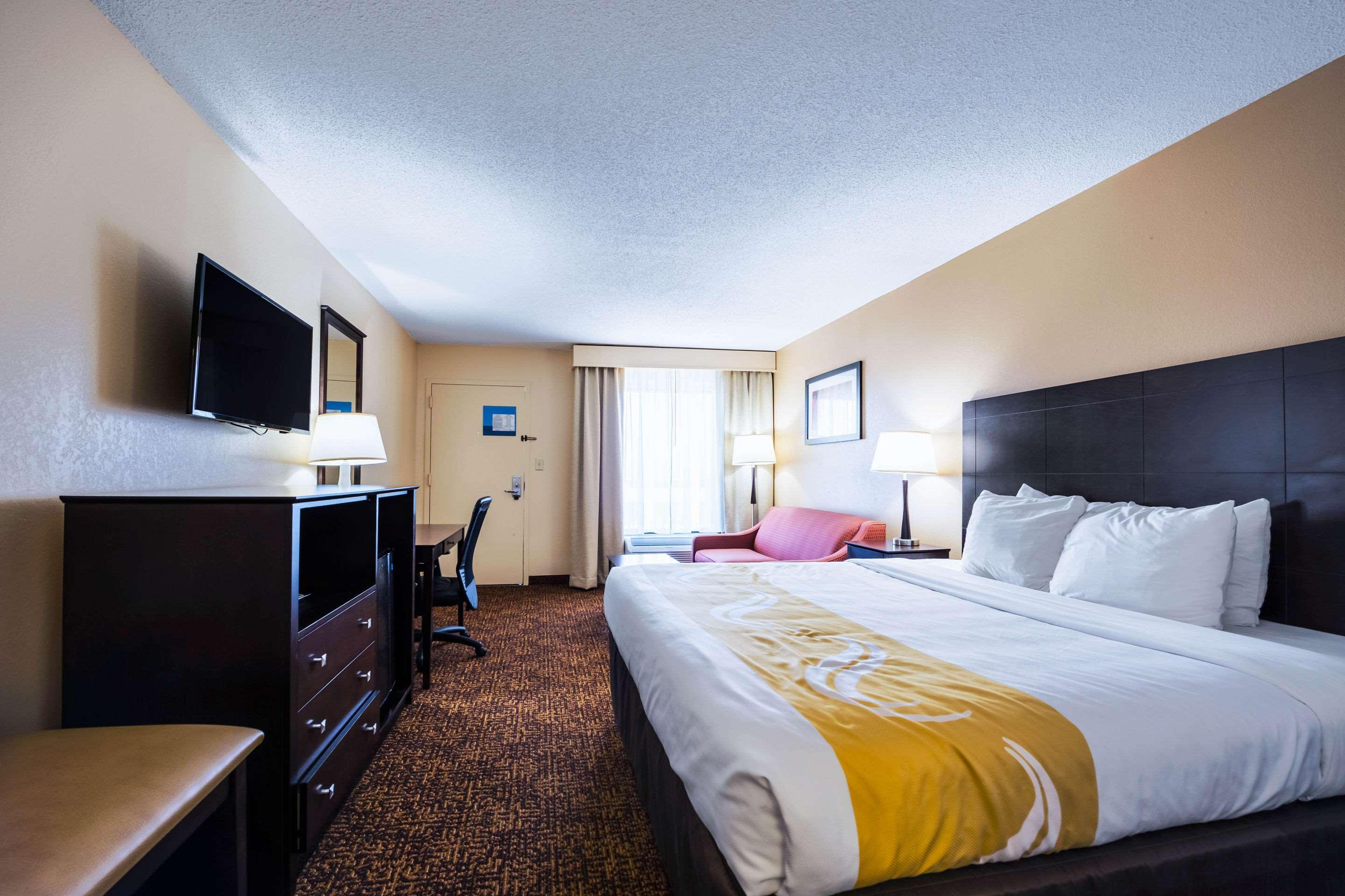 Quality Inn Дилън Екстериор снимка