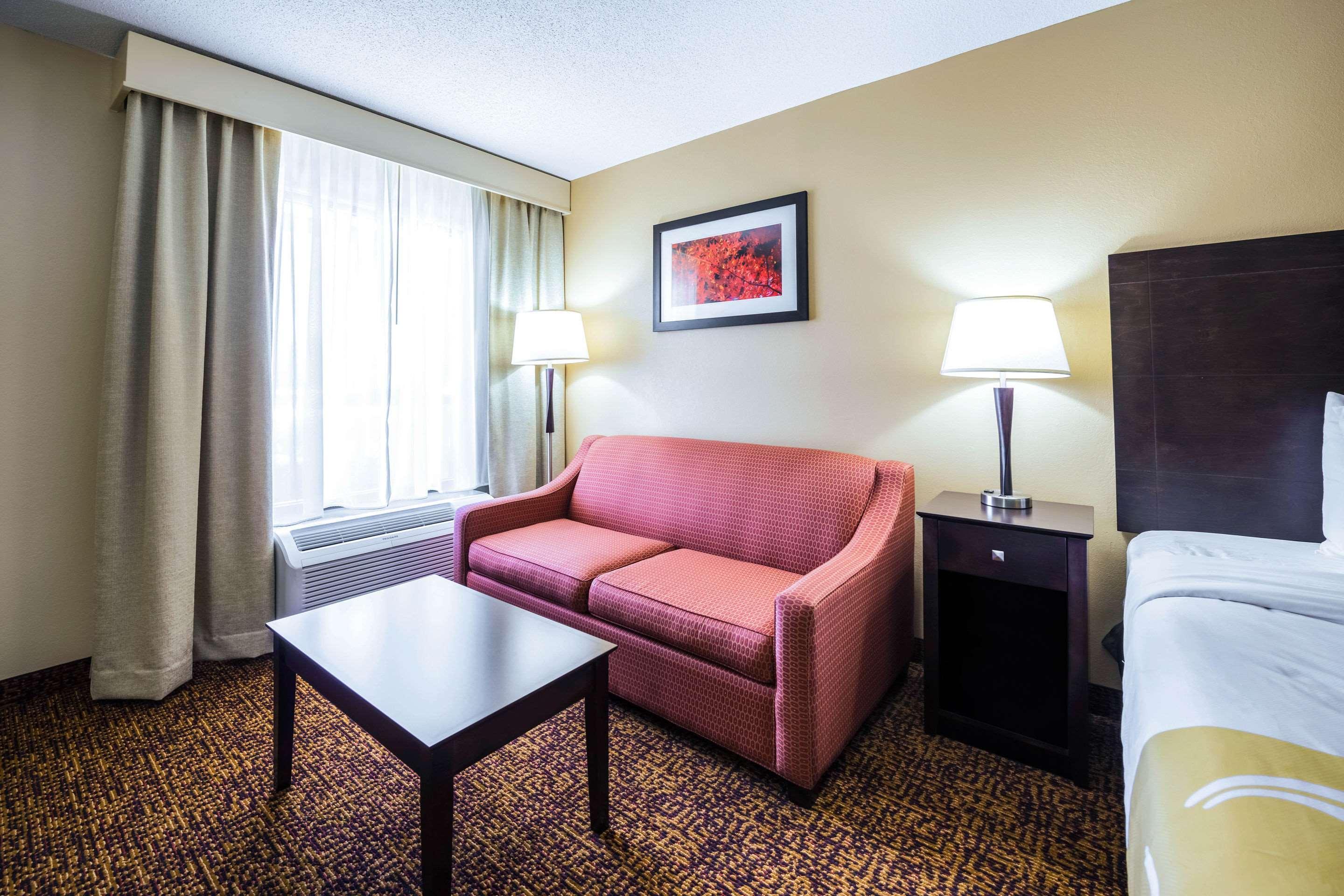 Quality Inn Дилън Екстериор снимка